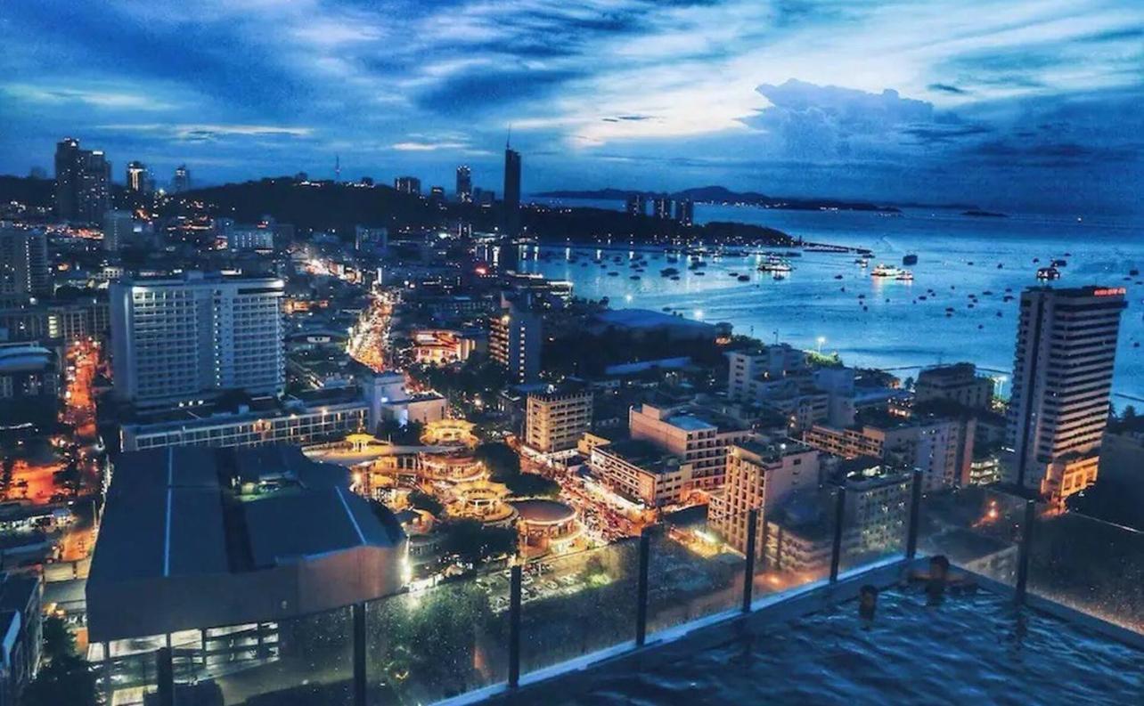 Apartament The Base Pattaya Zewnętrze zdjęcie