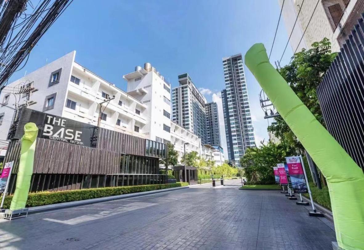 Apartament The Base Pattaya Zewnętrze zdjęcie