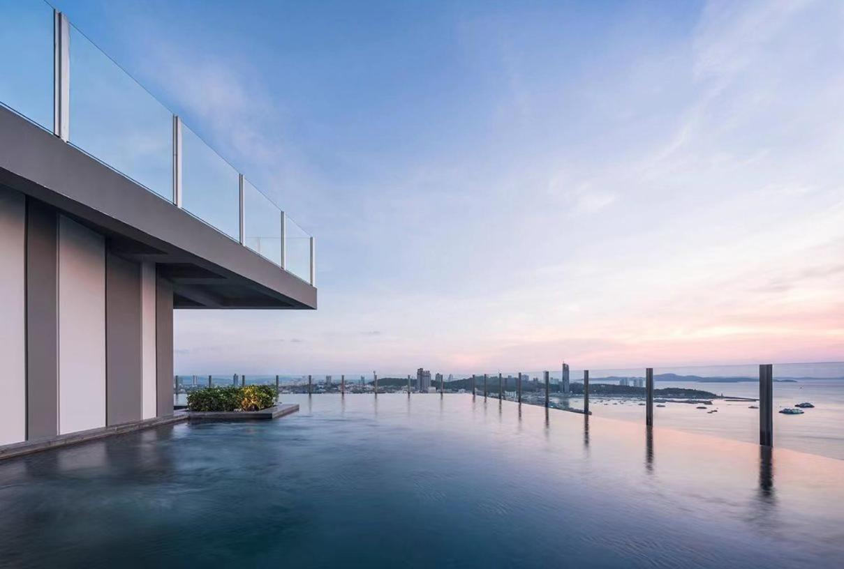 Apartament The Base Pattaya Zewnętrze zdjęcie