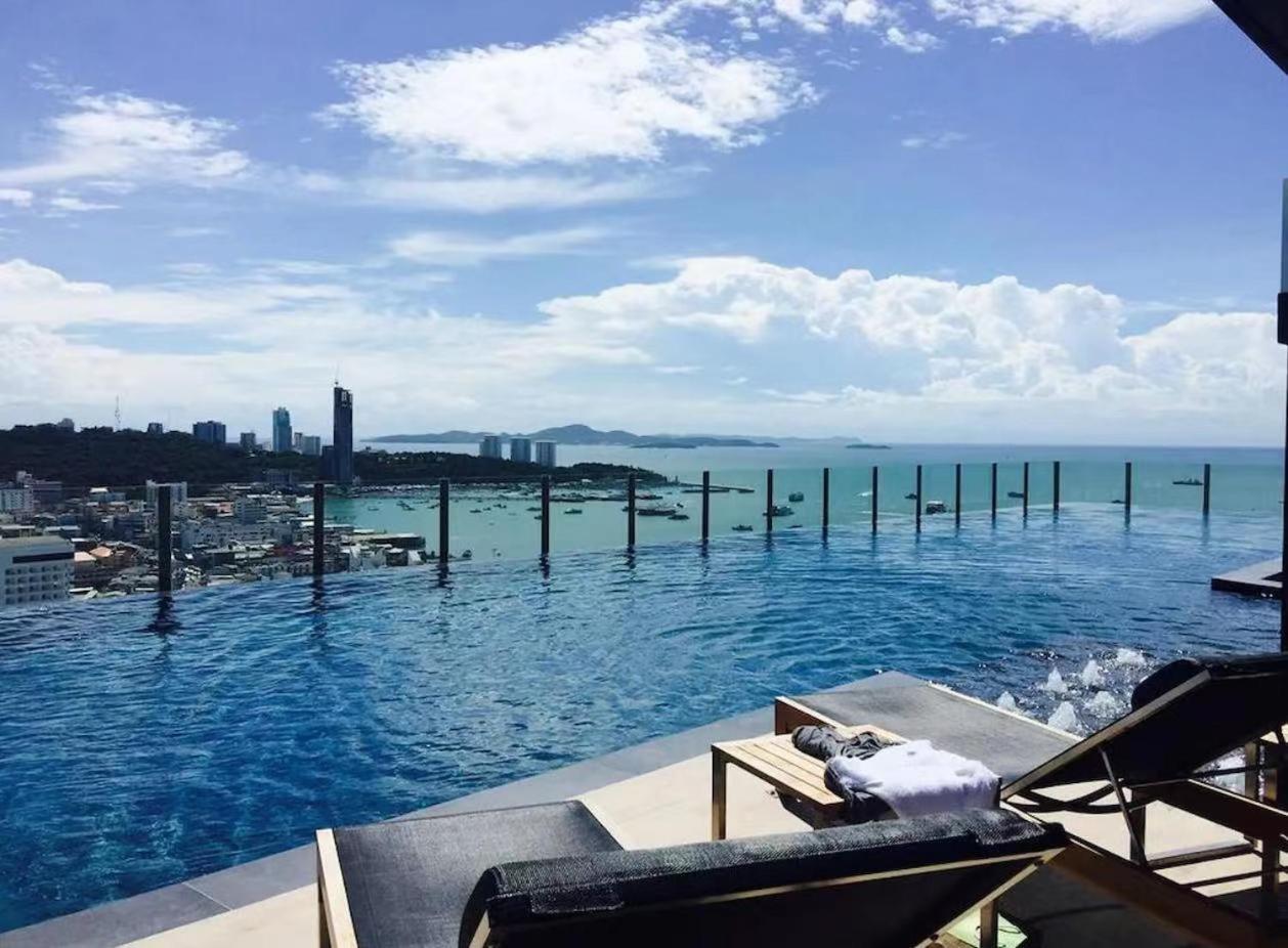 Apartament The Base Pattaya Zewnętrze zdjęcie